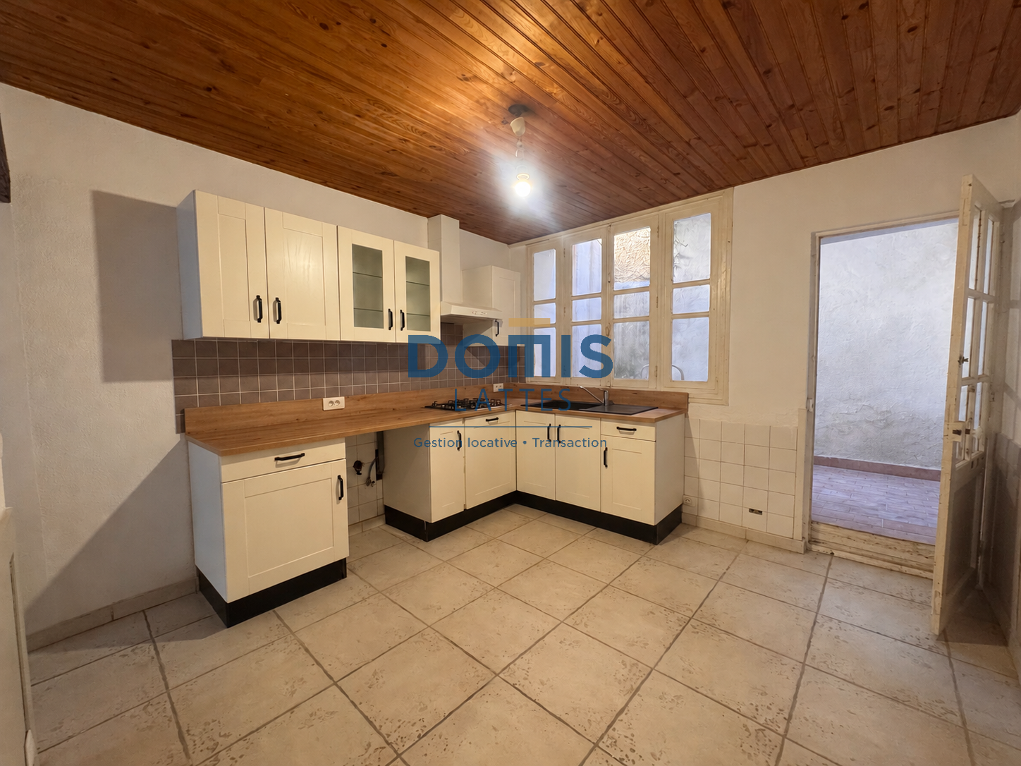 PEROLS CENTRE - MAISON 4 PIECES