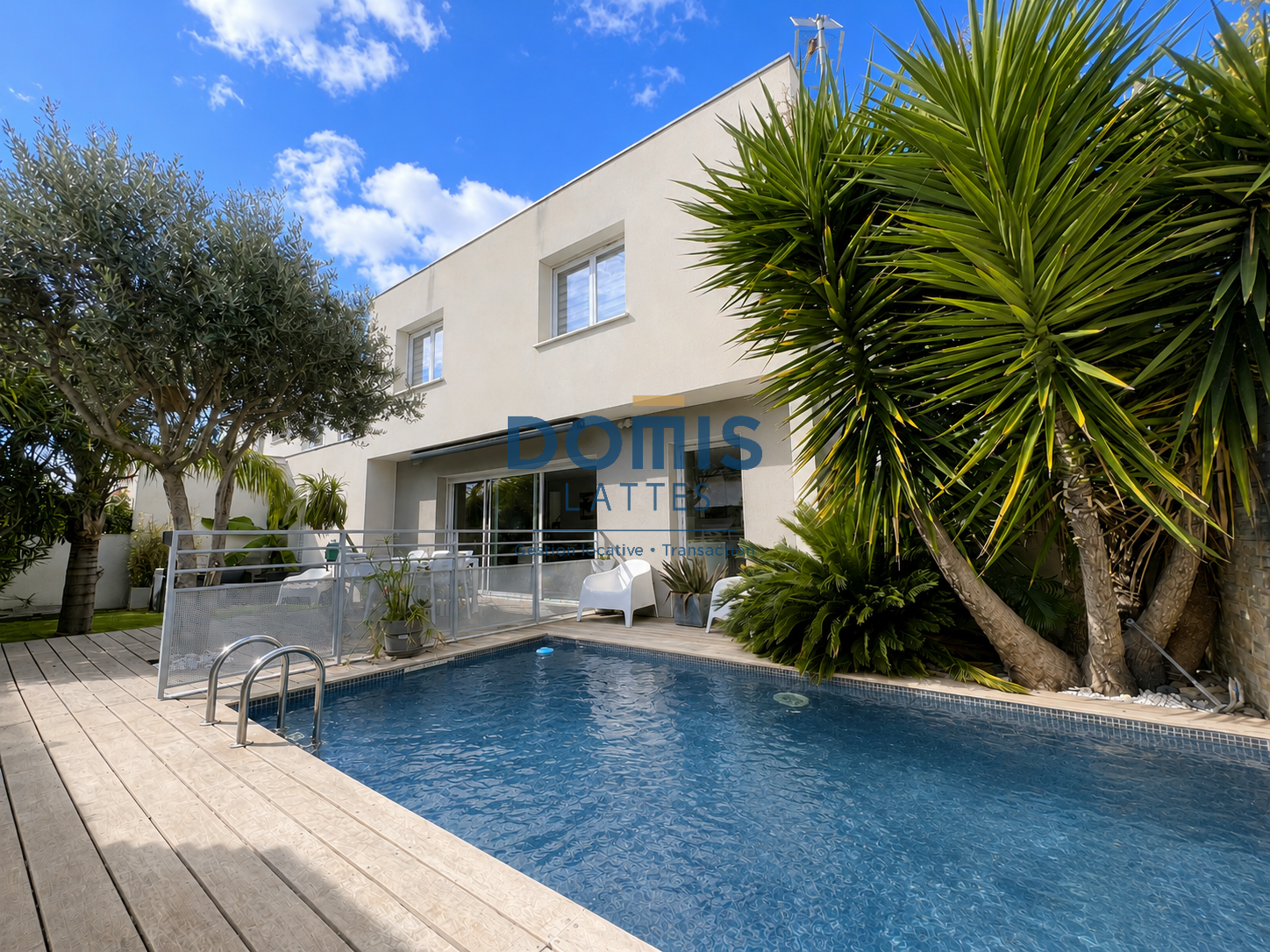 Pérols Villa contemporaine avec piscine et garage